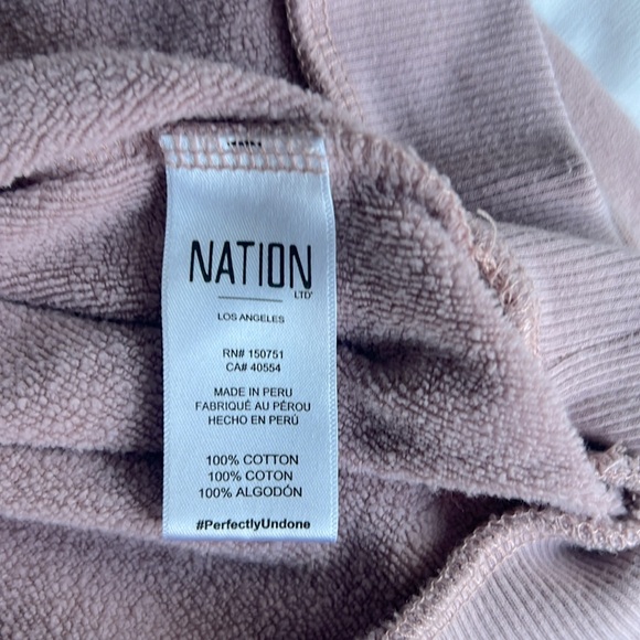 Women’s Nation LTD Neva V Neck Sweatshirt in Flirt Pink Size XS - Picture 6 of 6